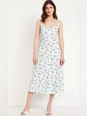 NWT Old Navy Linen Blend Floral Fit & Flare Dress. White/Blue. Sz Medium Tall